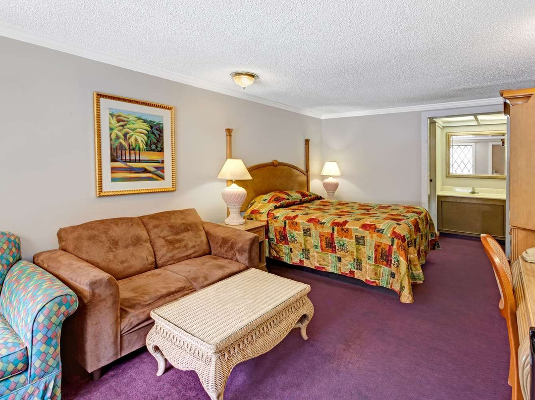 Knights Inn Austell主图