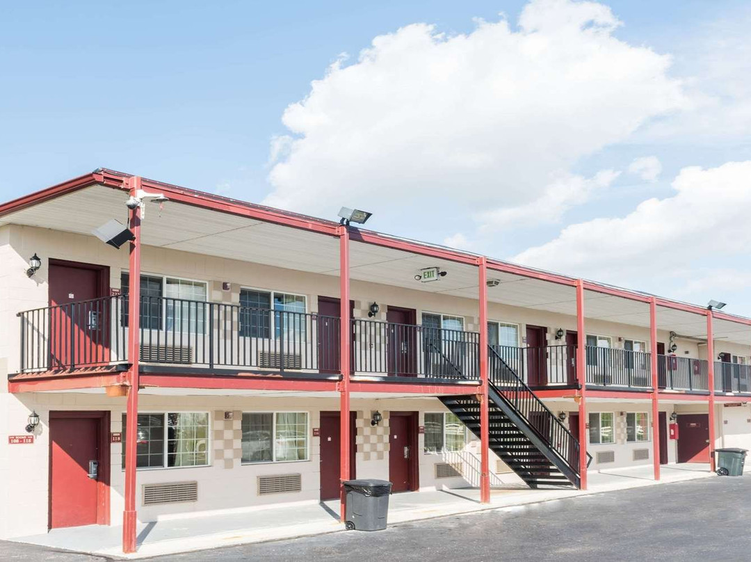 Grove City Travel Inn By Oyo Columbus South主图