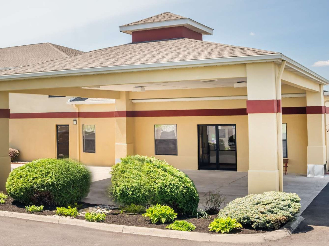 Super 8 by Wyndham Bellefontaine主图