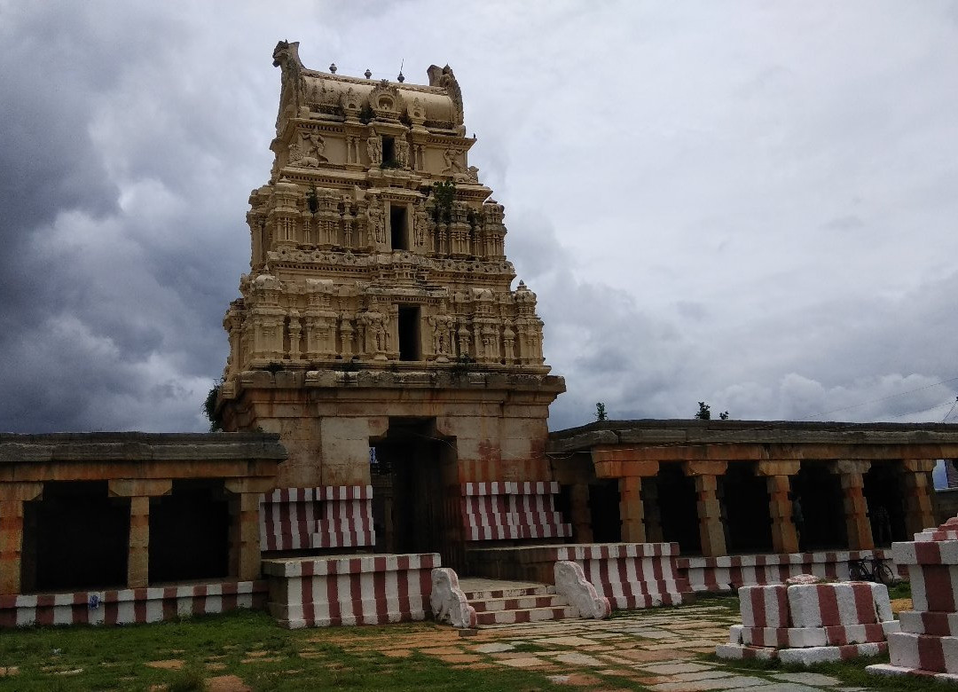 Virupaksha Temple景点图片
