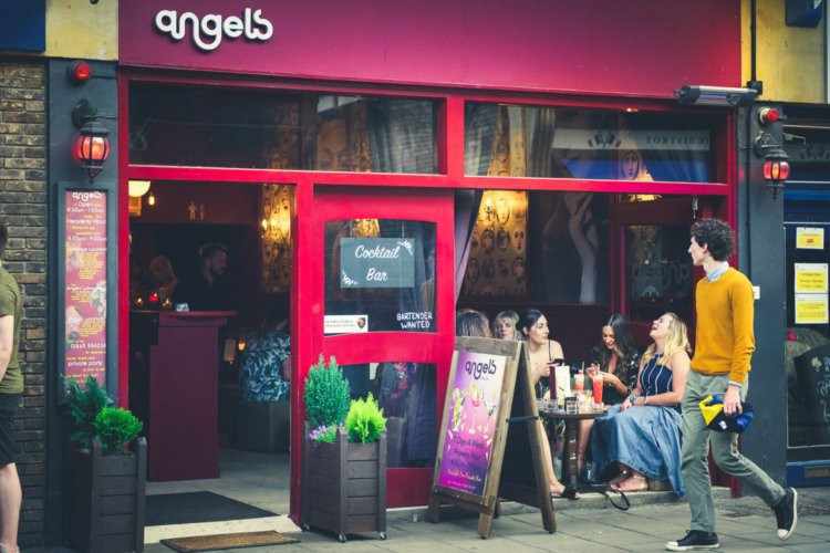 Angels Cocktail Bar景点图片