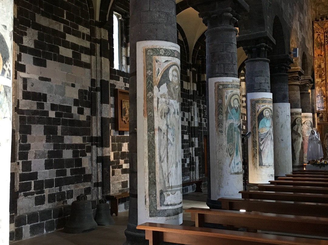 Basilica Santuario Nostra Signora del Regno-Ardara必去景点