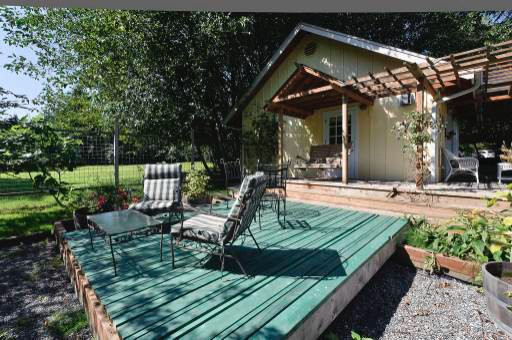 Country Cottage of Langley主图