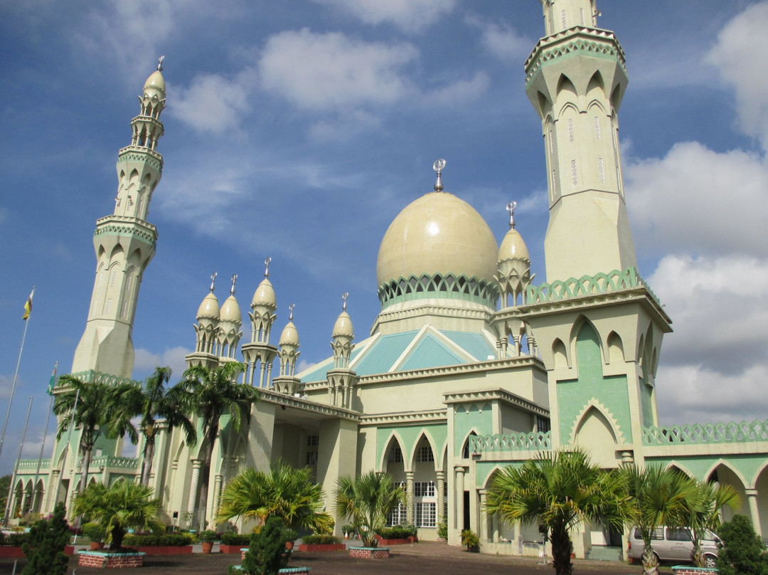 Masjid Lambak Kanan-斯里巴加湾必去景点