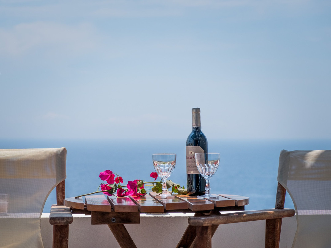 Markouli Studios主图