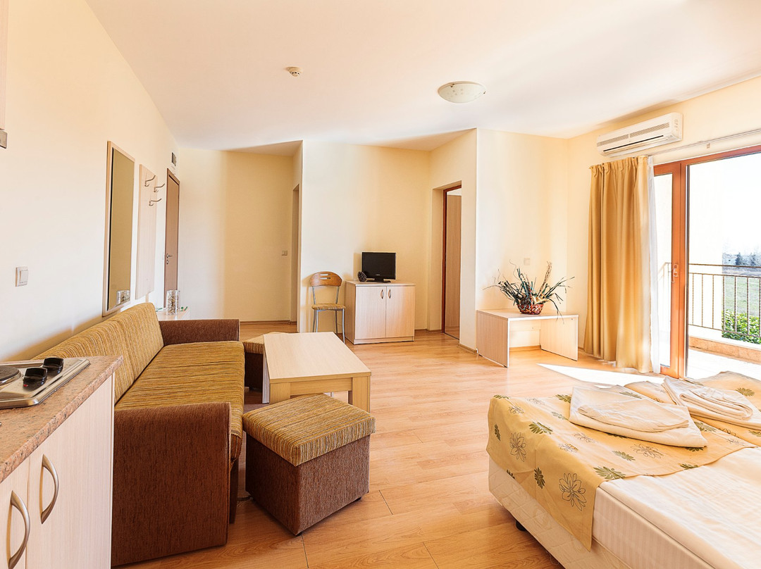 Serena Residence Aparthotel主图