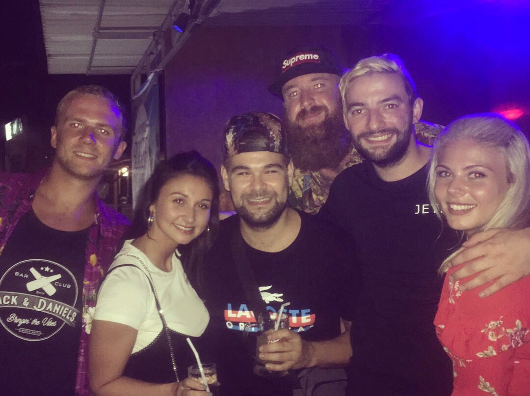 Jack & Daniels Bar-西哈努克必去景点