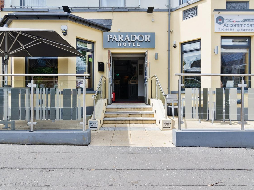 OYO Paradore Lodge主图