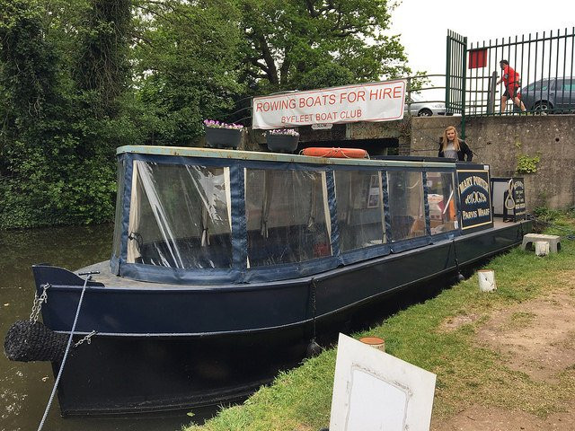 WeyDays Boat Hire景点图片