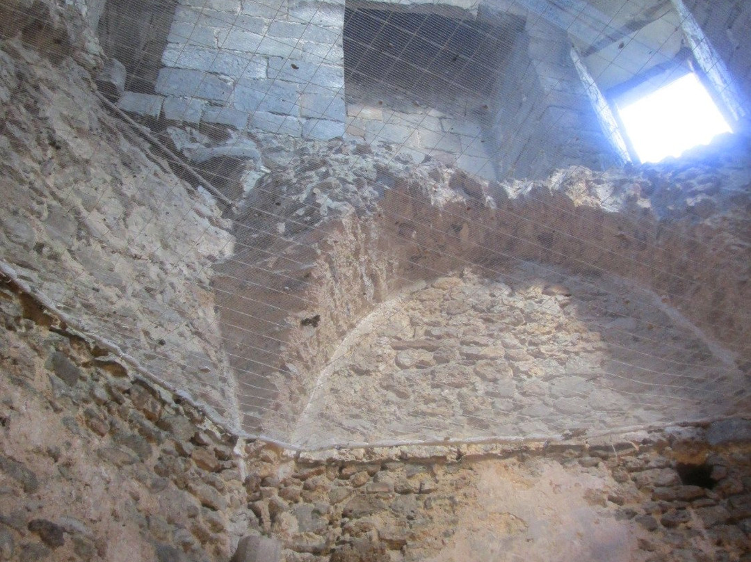 Château de Montlhéry景点图片