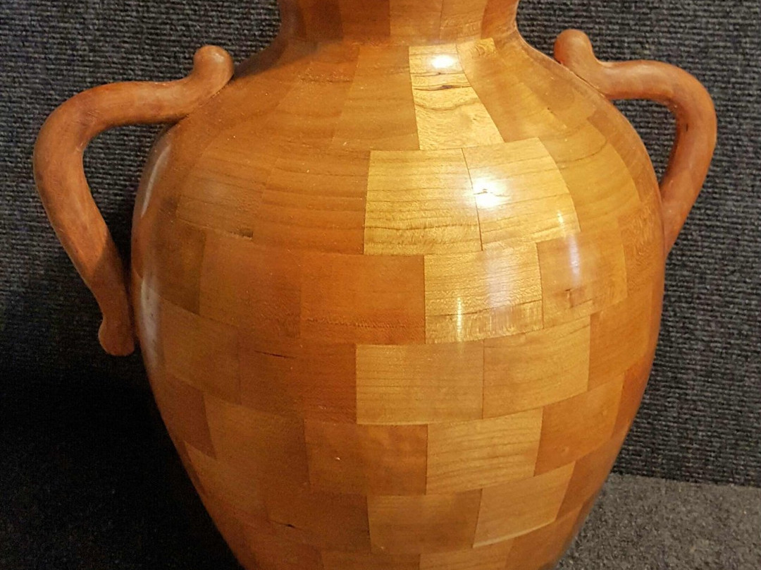 Organic Vessels Studio Gallery景点图片