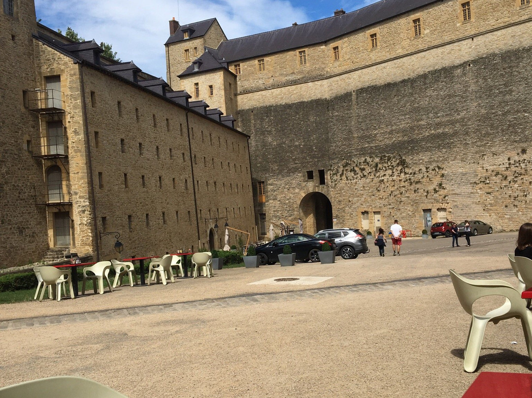 Le Cafe turenne