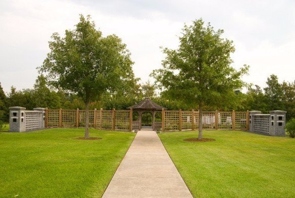 Forest Park East Funeral Home & Cemetery-韦伯斯特必去景点