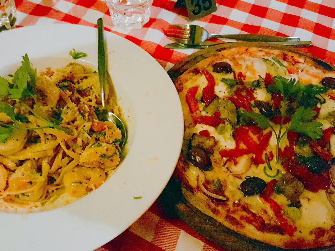 Marinara Cafe and Restaurant