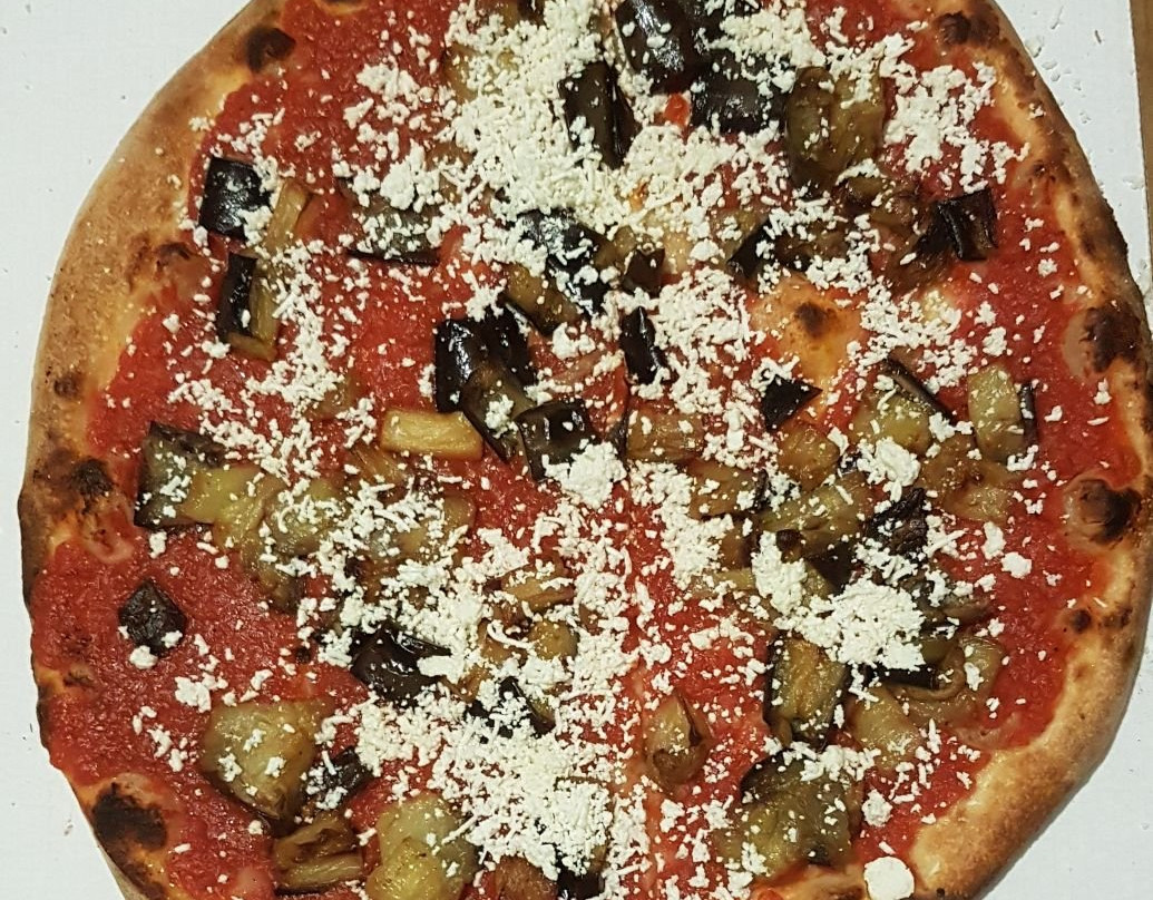 Stazzo餐馆和美食-Pizzeria La Fontana