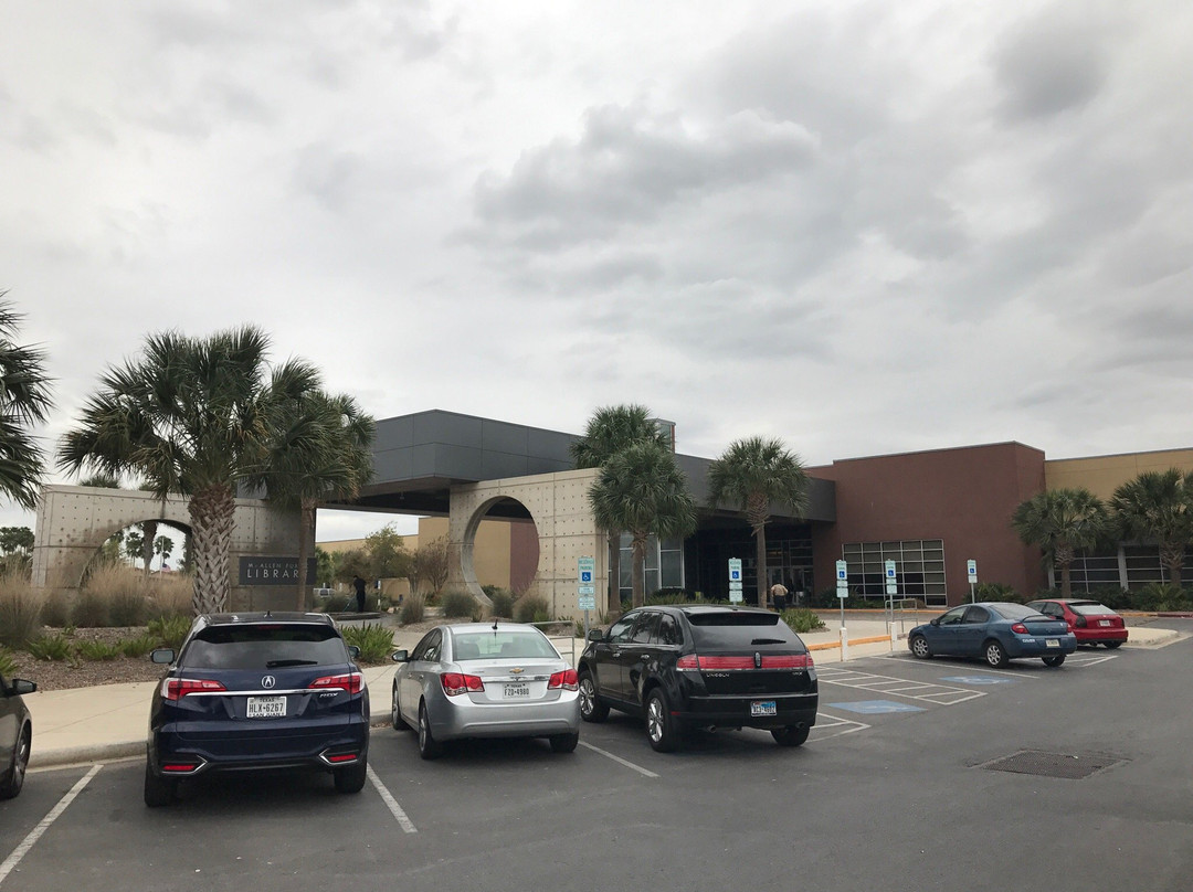 McAllen Public Library-麦卡伦必去景点