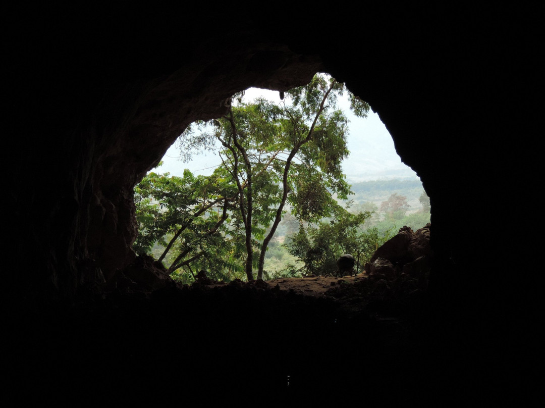 Tham Piu Cave-Xieng Khouang必去景点