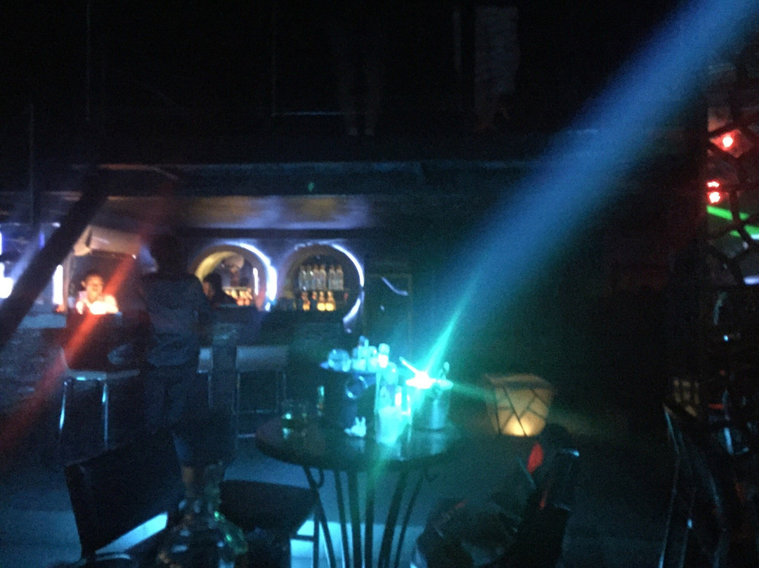 Lotus Disco Bar-宿雾市必去景点