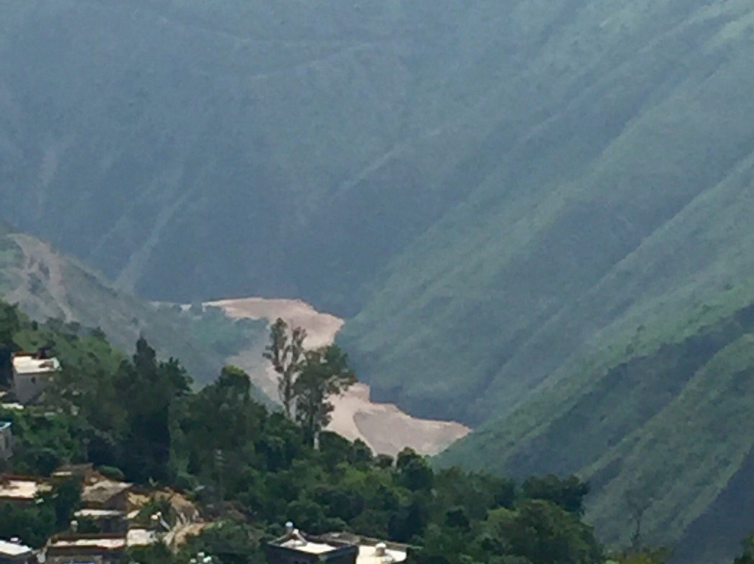 迤萨西山阁景点图片