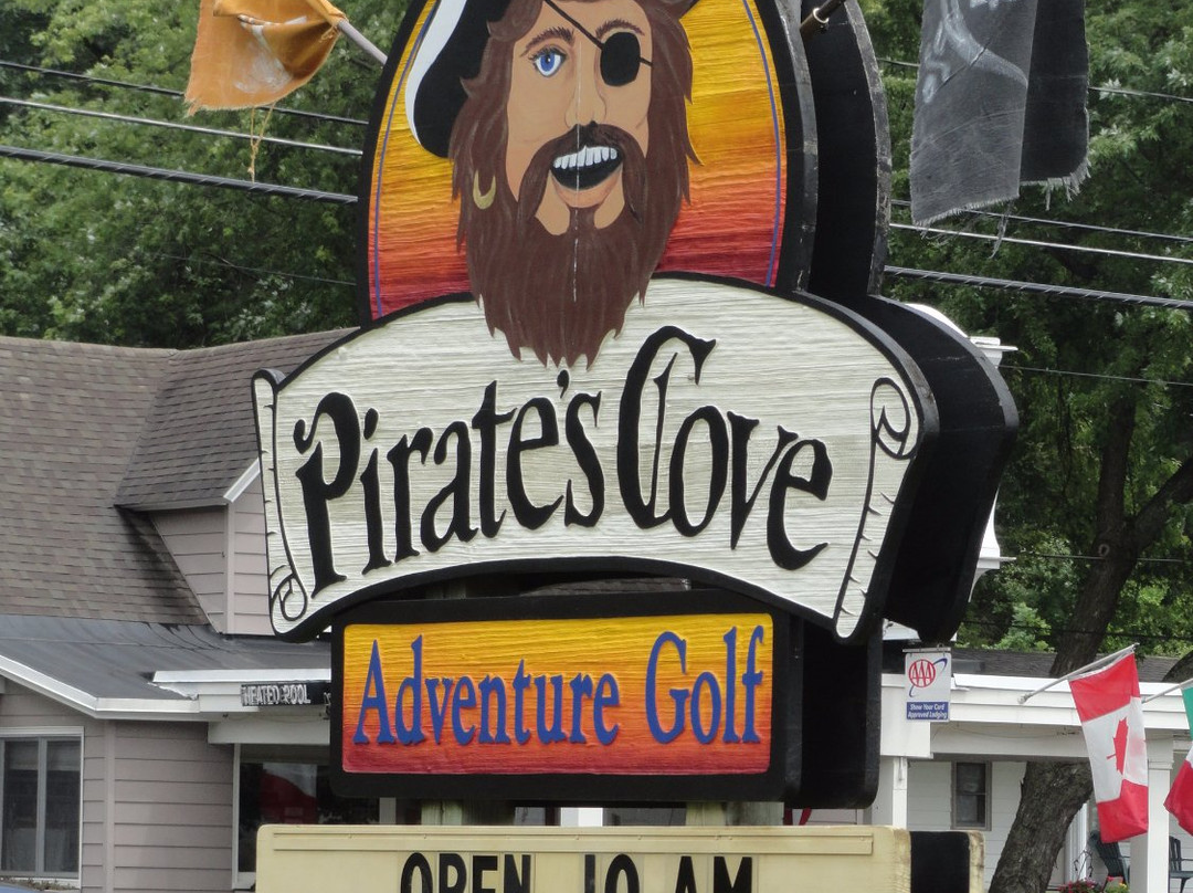 Pirates Cove Adventure Golf景点图片