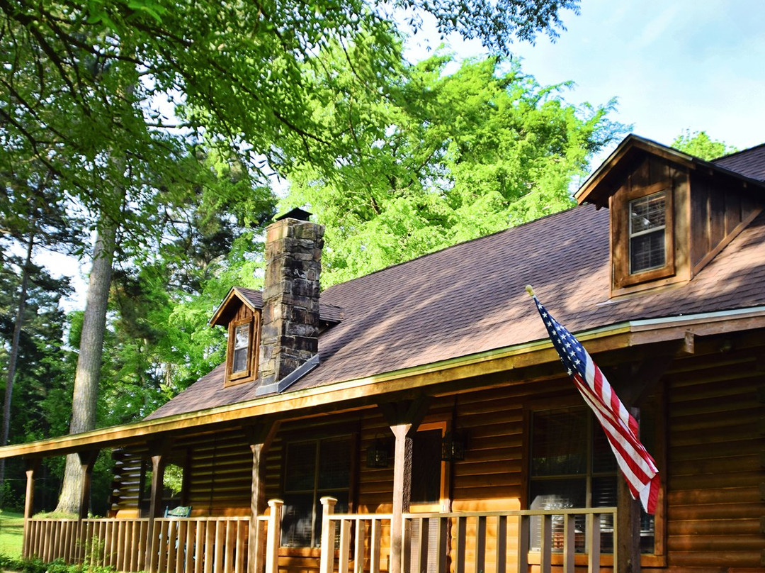 Cushing酒店住宿-Pineywoods Hideaway Bed and Breakfast