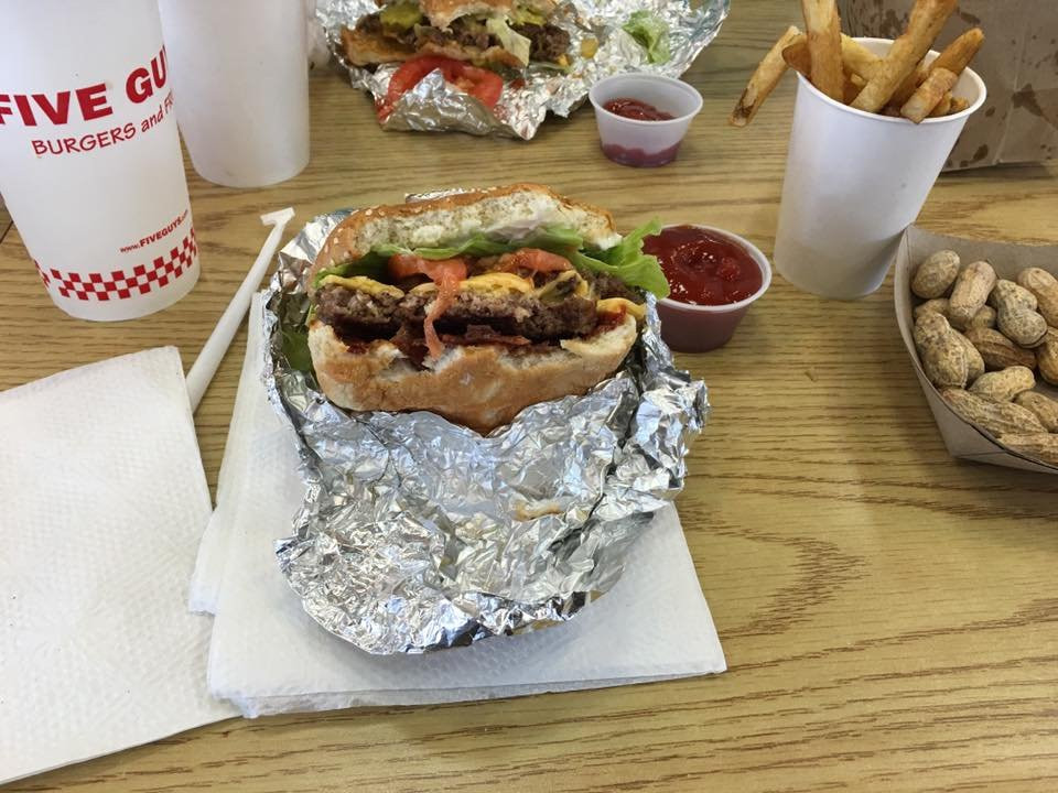 Villa Park餐馆和美食-Five Guys