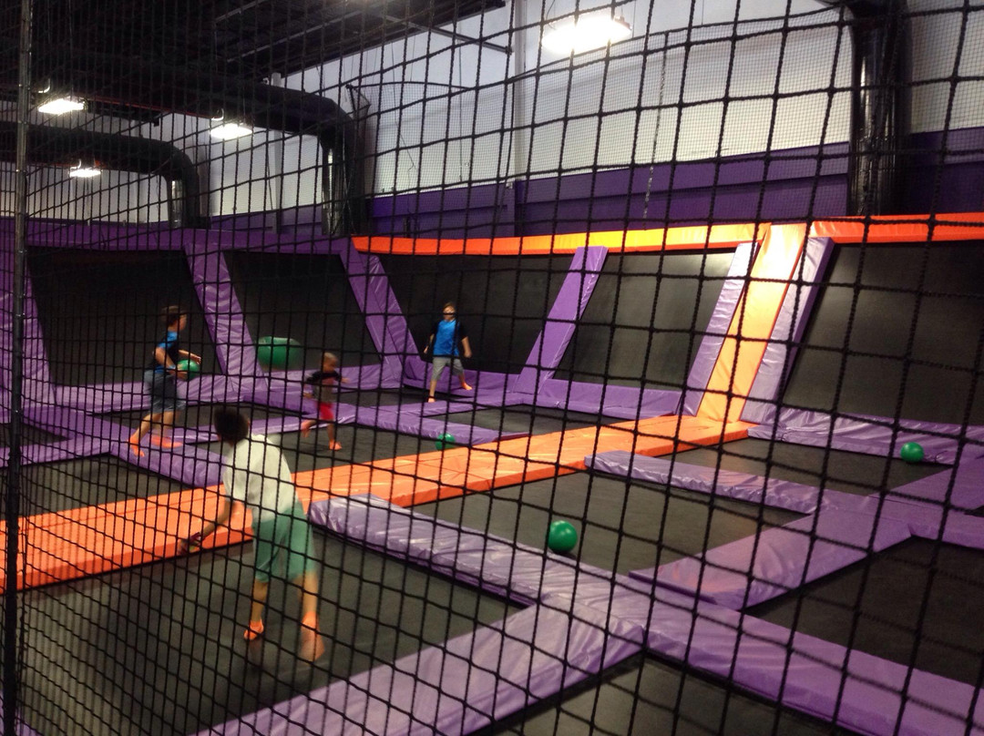 Altitude Trampoline Park-Gurabo必去景点