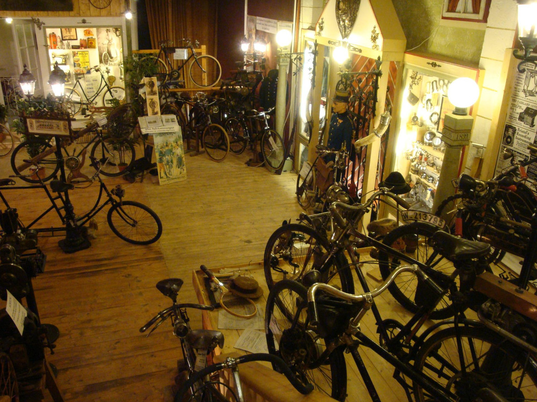 Oldtimer Museum Rund ums Rad景点图片