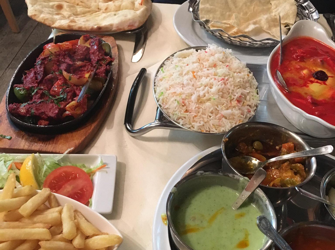 Rhydcymerau餐馆和美食-Nehar Indian Takeaway