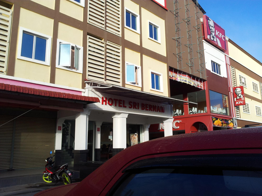 Sri Bernam Hotel主图