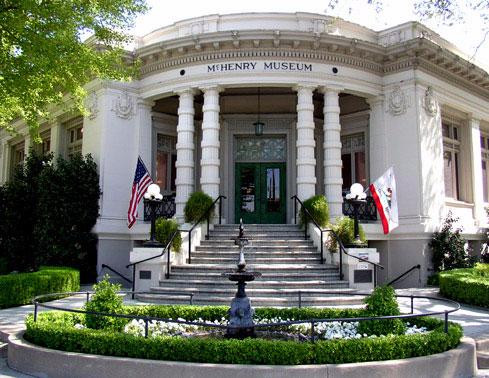 McHenry Museum景点图片