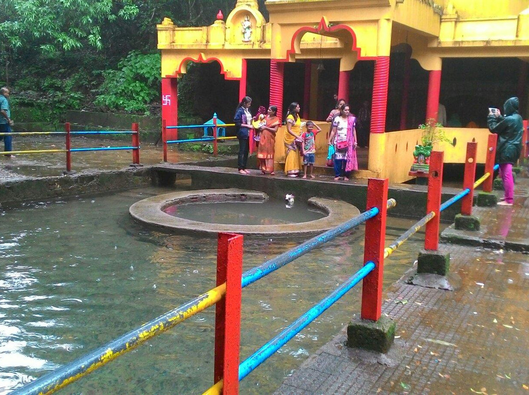 Hiranyakeshi Temple景点图片