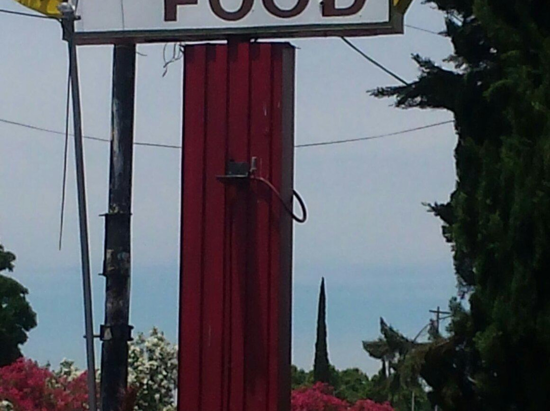 El Gallito Drive Inn