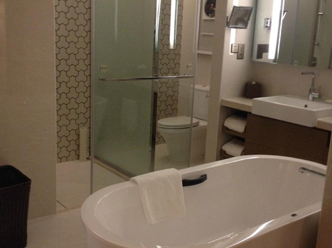 桂林临桂花样年福朋喜来登酒店主图