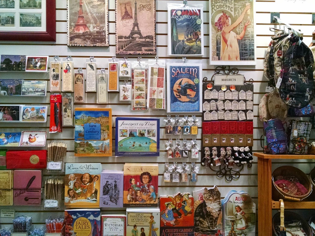 The Marble Faun Books & Gifts-塞勒姆必去景点