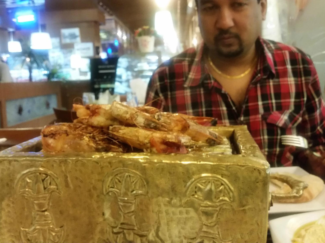 Farwaniya餐馆和美食-Zephere Restaurant