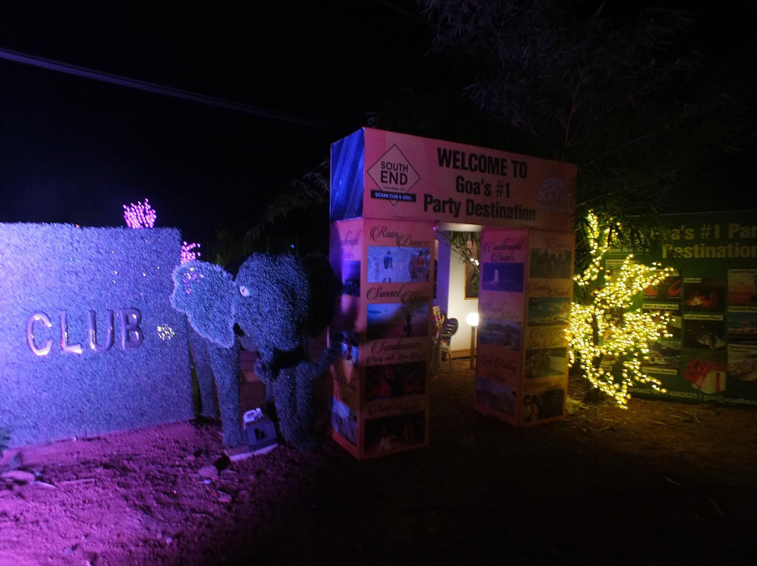 Champions Beach Club-卡维洛辛必去景点