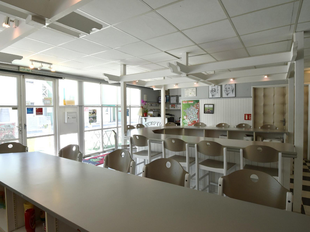 布尔格恩布雷斯法斯特酒店主图