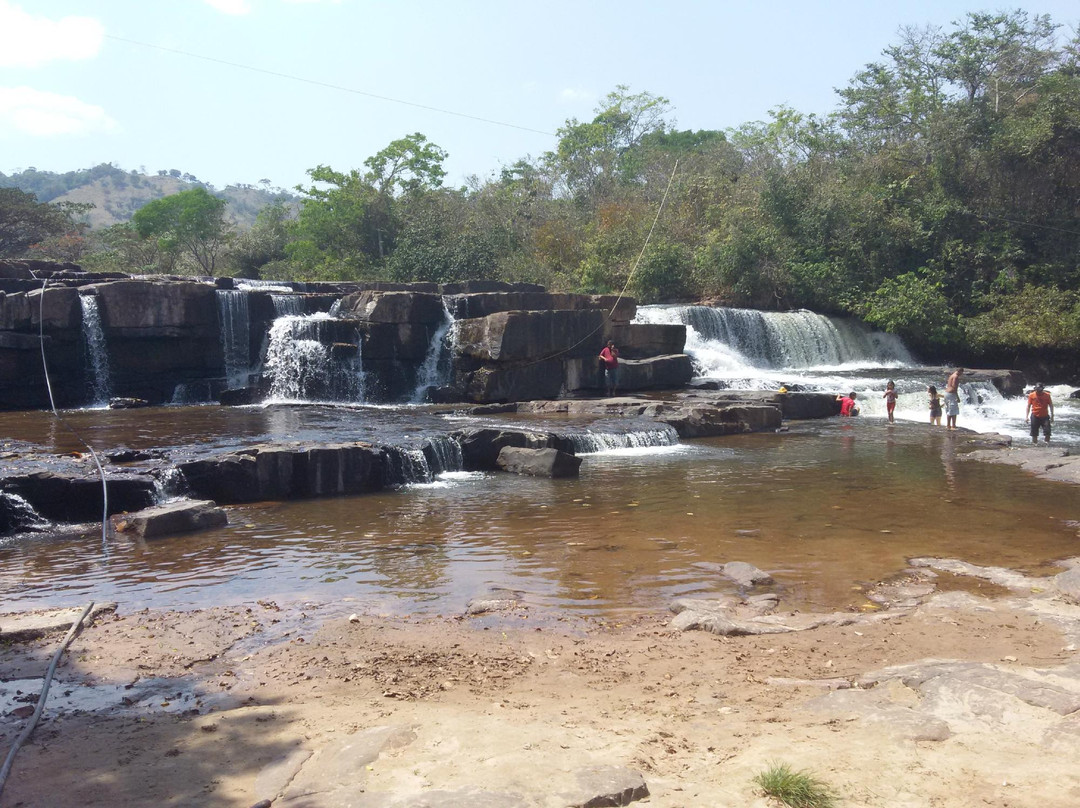 Cachoeira Central de Salto do Céu景点图片