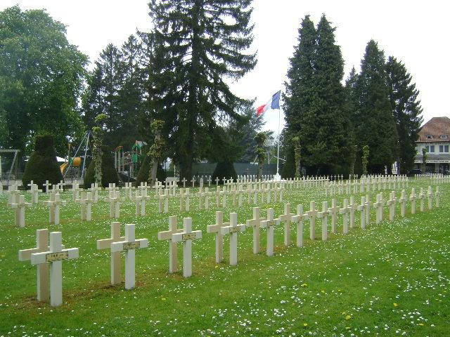 French National Cemetery景点图片