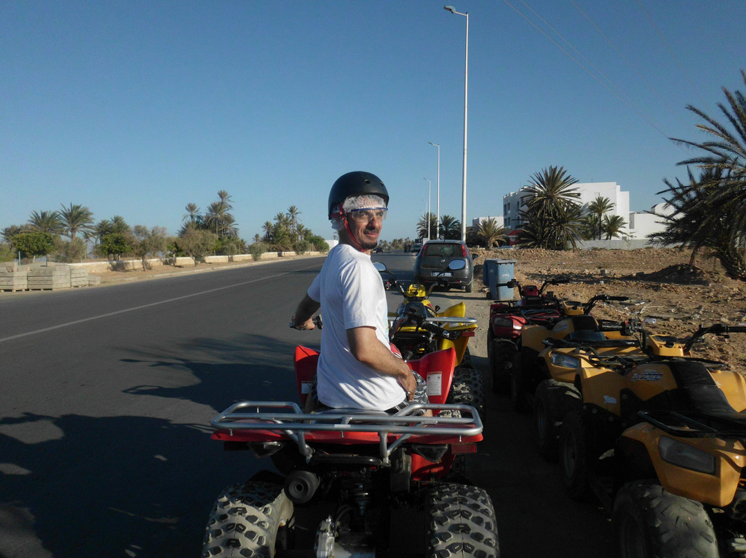 Mezraya Quad Safari Day Tours-Houmt Souk必去景点