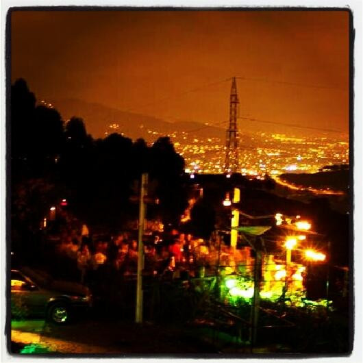 Estadero Bar El Esfuerzo-Sabaneta必去景点