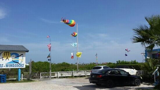 Fly It Port A-阿兰瑟斯港必去景点