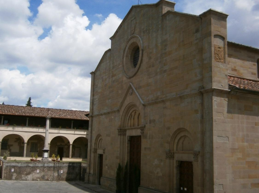 Cathedral San Romolo-菲耶索莱必去景点