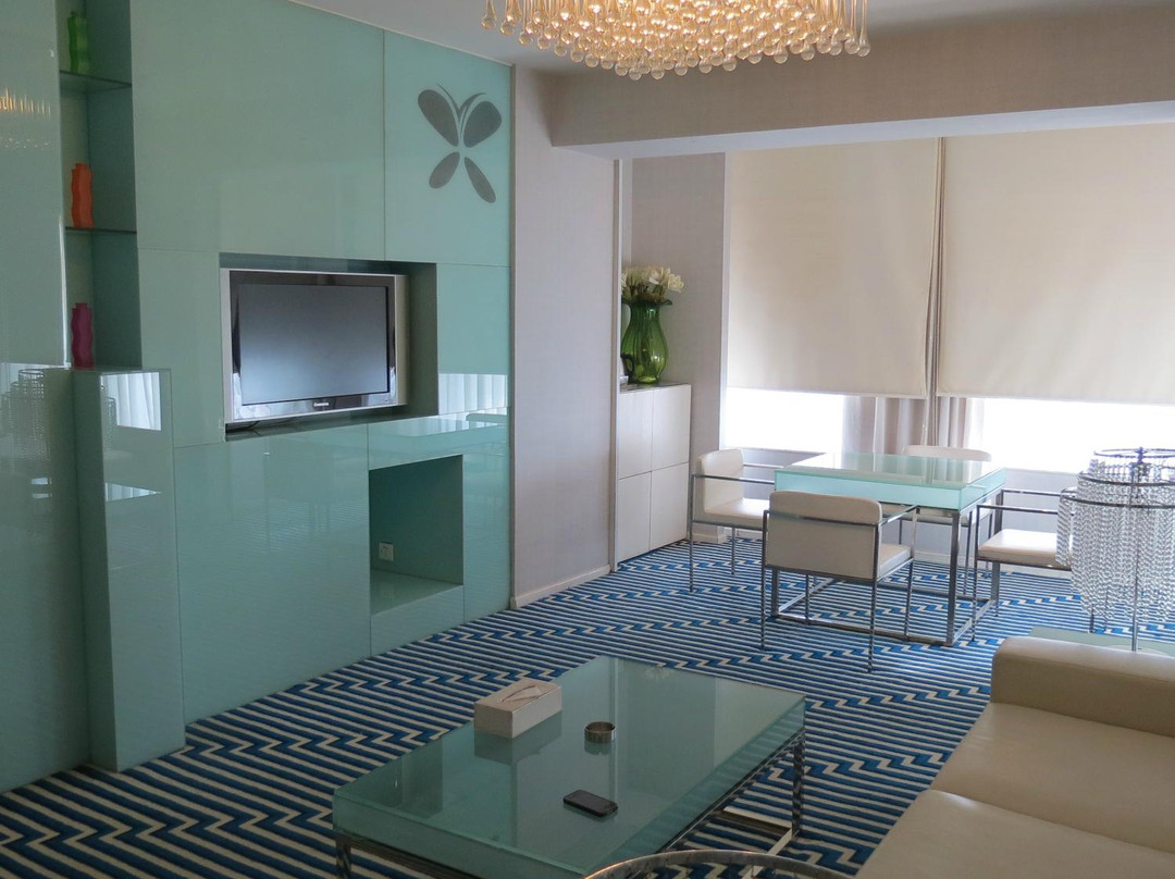 喜百年酒店主图