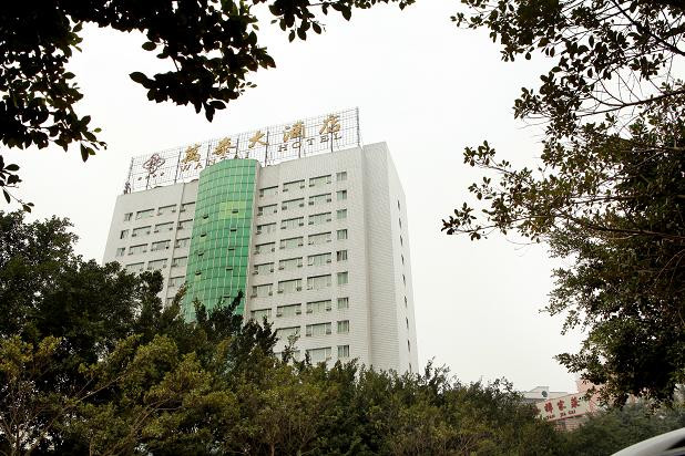 万泰大酒店主图