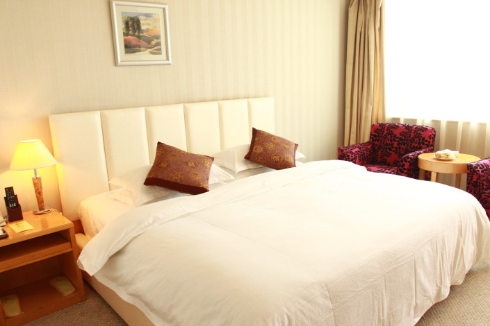 燕春花园酒店-官方