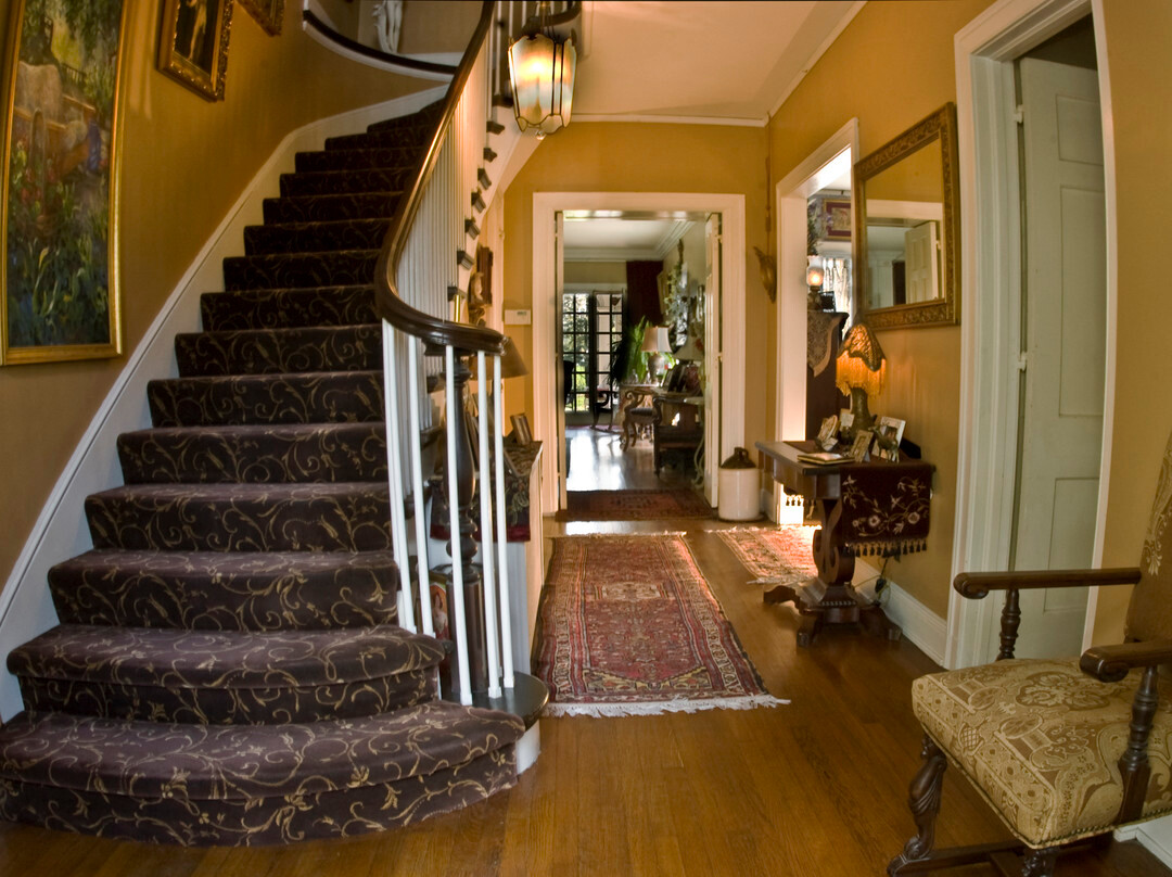 Camillus酒店住宿-Ophelia's Garden Inn