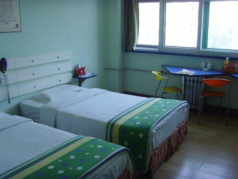 城市之光商务酒店主图