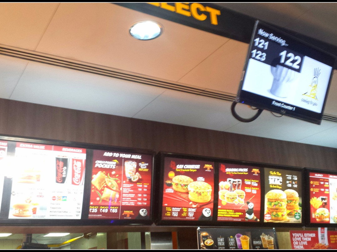 Loni Kalbhor餐馆和美食-McDonald's